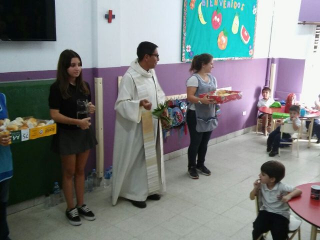 Bendición del Pan (Jueves Santo) Bendición del Pan (Jueves Santo)