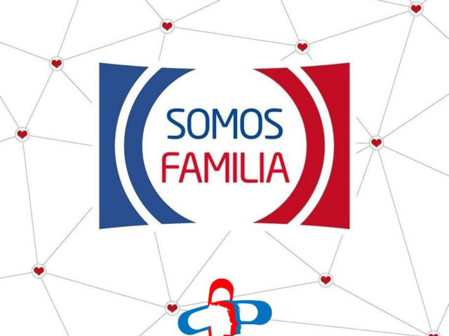 Lema 2019: Somos Familia. Familia Trinitaria Lema 2019: Somos Familia. Familia Trinitaria
