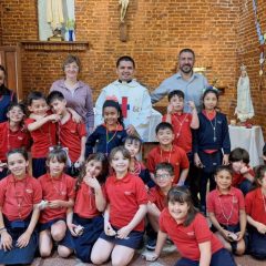 Entrega de los Rosarios en 2do de Nivel Primario